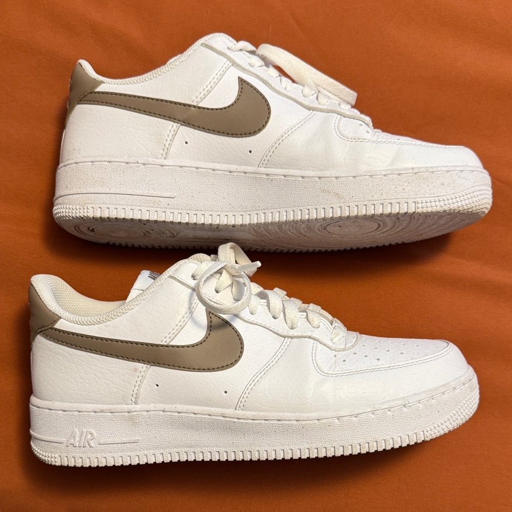 Nike White and Tan Sneakers